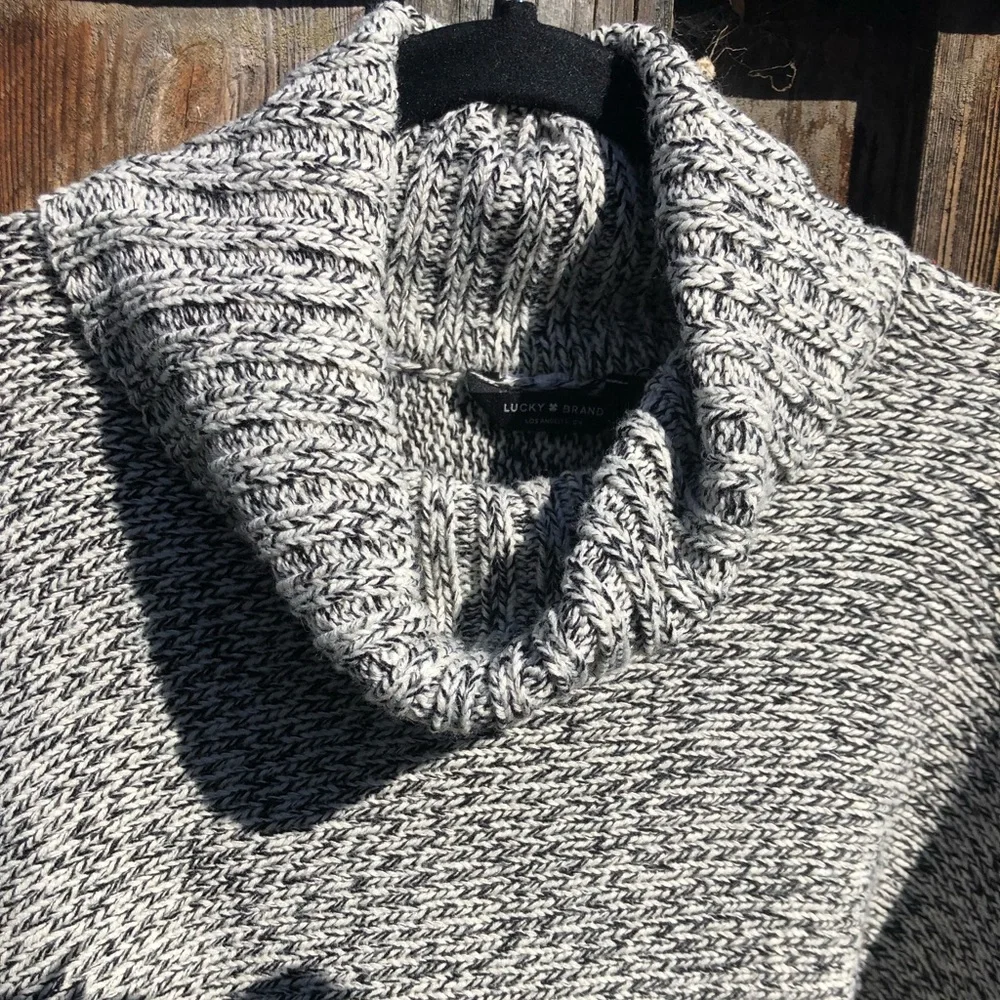 Lucky Brand turtleneck sweater poncho - size S - Picture 9 of 11